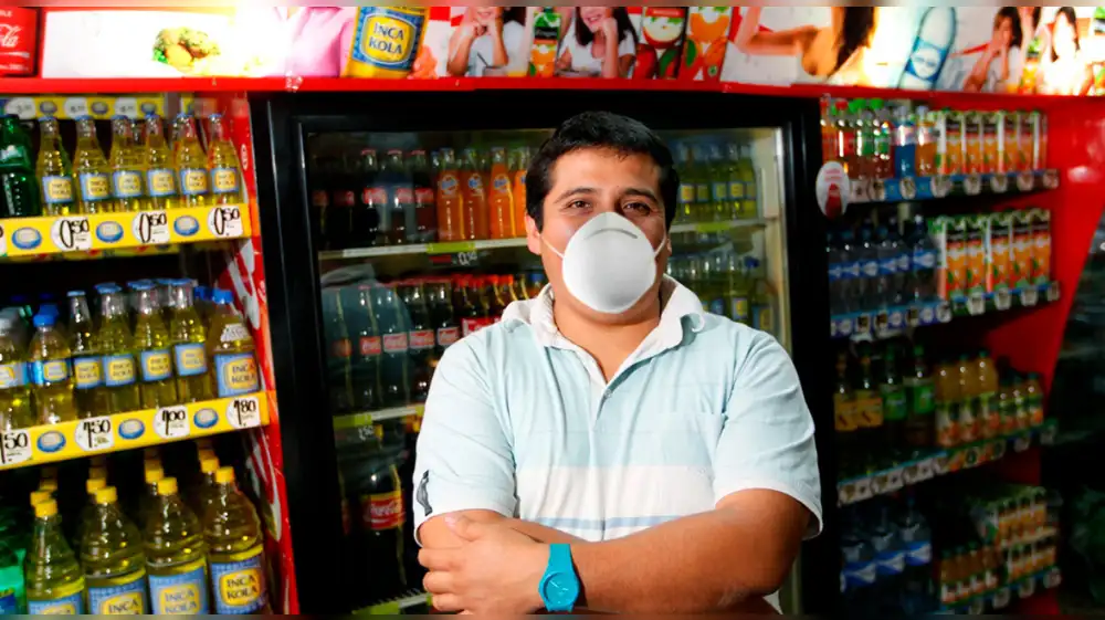 La Escuela de Negocios Coca-Cola celebra 18 años con más de 110000 bodegueros peruanos capacitados