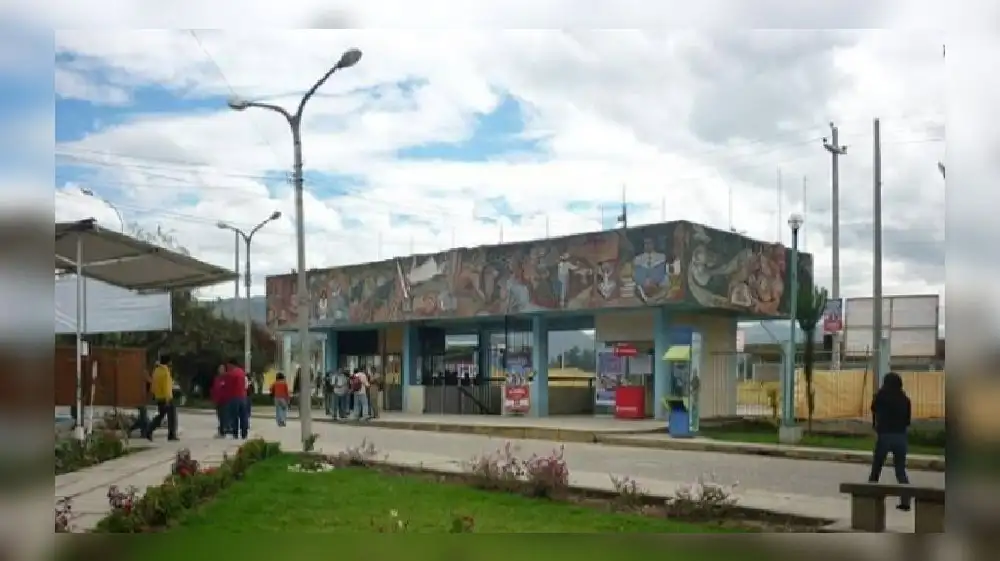 La colaboración entre la academia y las empresas privadas impulsa el crecimiento profesional de los estudiantes.