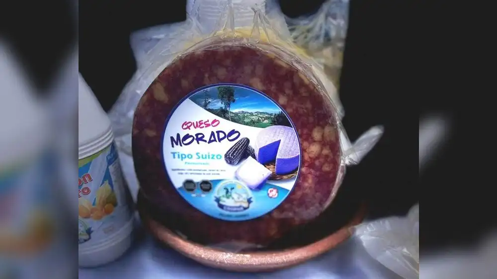 Productores crean queso a base de maíz morado