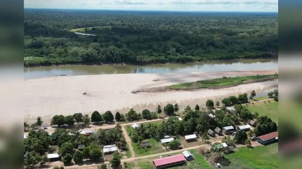 Comunidad Shambo Porvenir firma acuerdo para conservar sus bosques