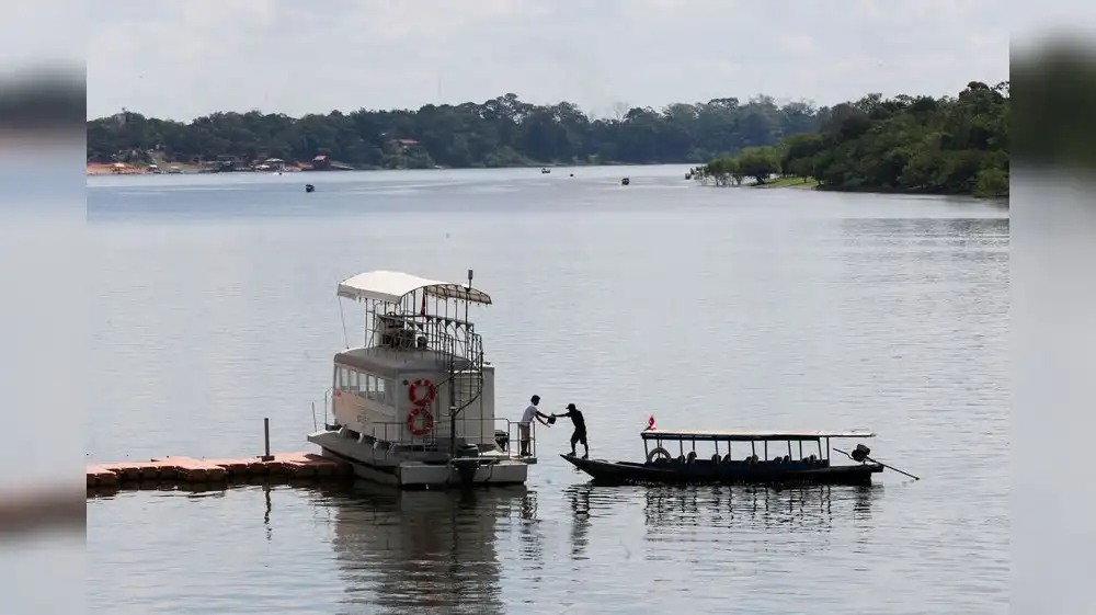Impulsan plan de acción contra contaminación de laguna Yarinacocha