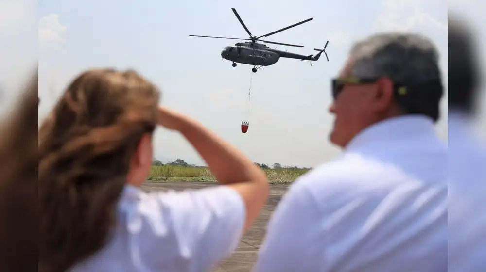 Helicóptero FAP combatirá incendio forestal en San Martín