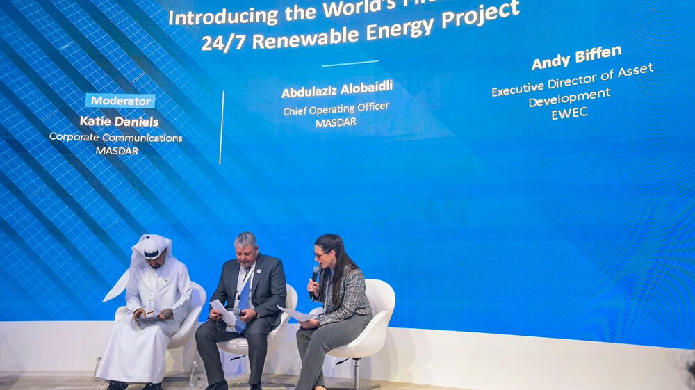 Emiratos: Proyecto producirá energía renovable las 24 horas del día