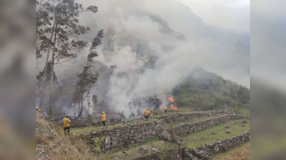 Santuario Histórico de Machu Picchu es afectado por Incendio forestal