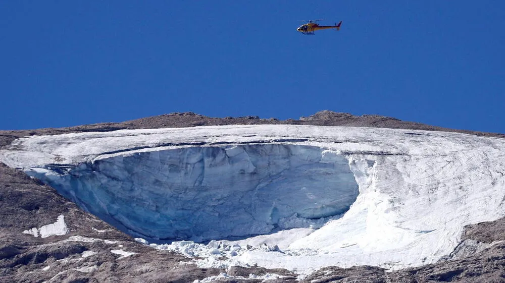 Europa: Glaciar de la Marmolada pierde 7 metros de nieve en un año