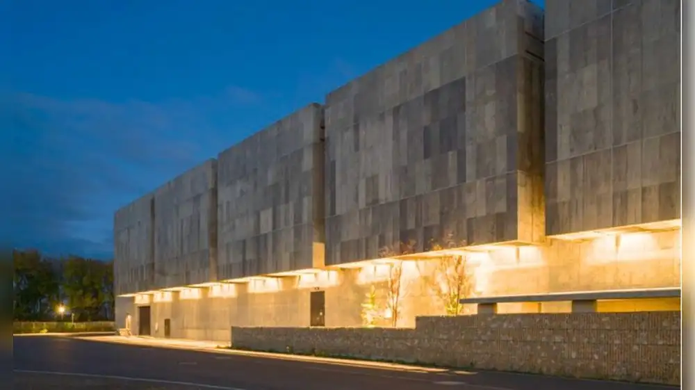 Japón inaugura centro de datos que opera con energía 100% renovable