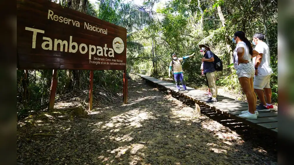 Retiran media tonelada de residuos de la reserva de Tambopata