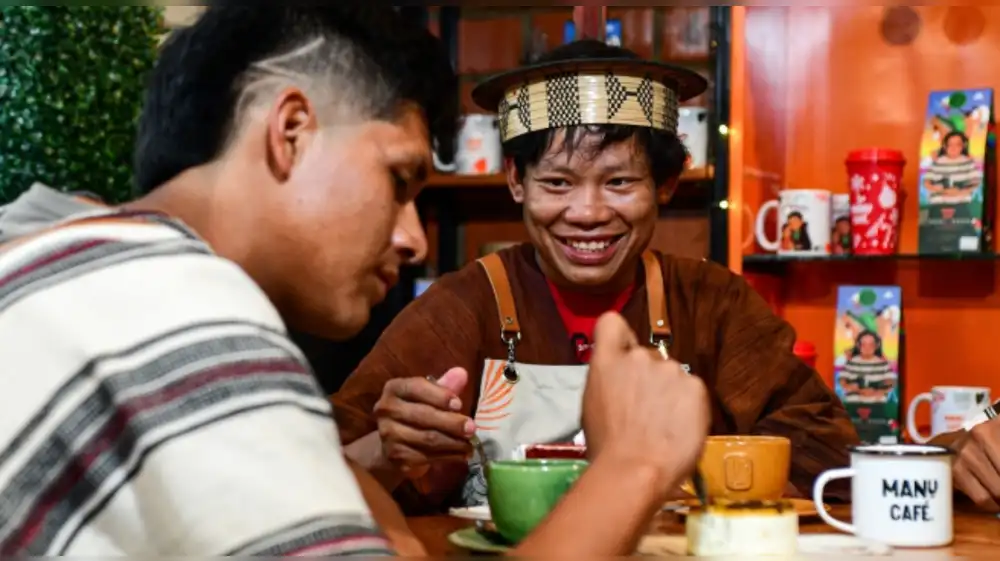 Jóvenes asháninkas se forman como baristas para revolucionar el café de Ucayali