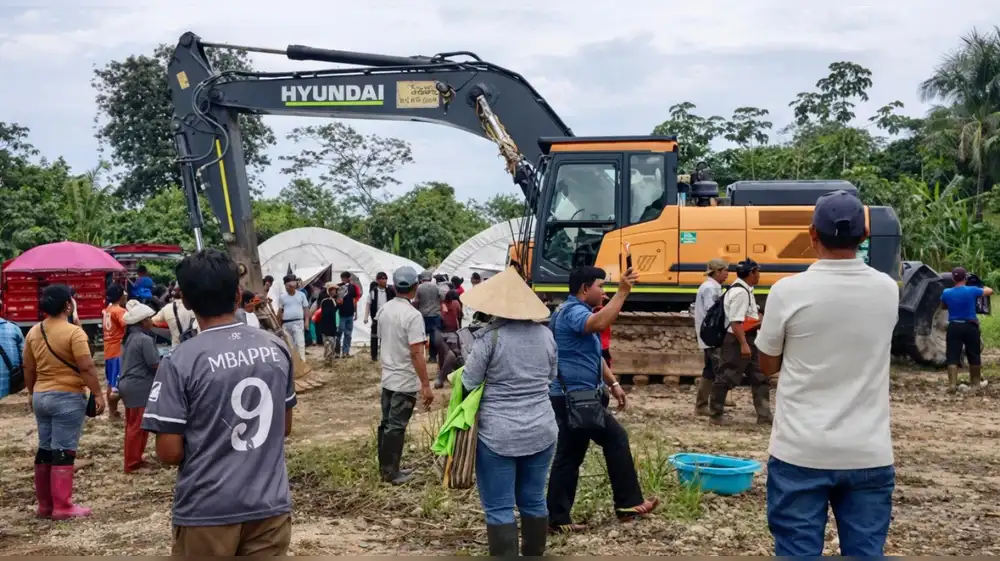 Pobladores expulsan a minera y advierten que no permitirán el retorno de maquinaria a Santo Domingo de Anda