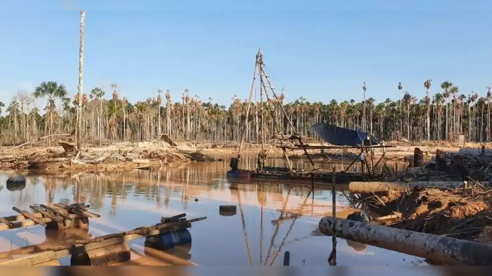 Ejecutivo endurece el Código Penal y fija hasta ocho años de cárcel por minería ilegal