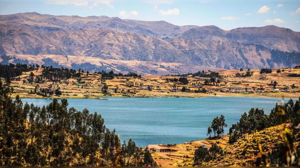 Cusco: Cambio climático aumentará el agua en la cuenca Piuray, pero la expansión urbana del aeropuerto disparará la erosión
