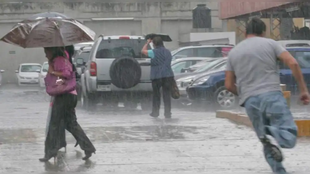 Costa peruana seguirá afectadas por lluvias hasta el 23 de febrero