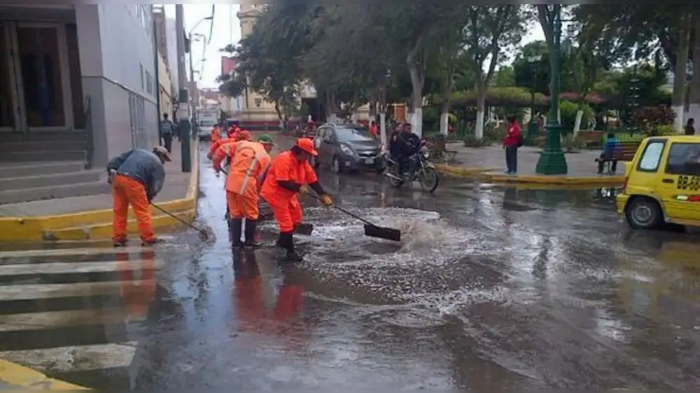 Piura: Supervisan puntos críticos ante riesgo por lluvias intensas