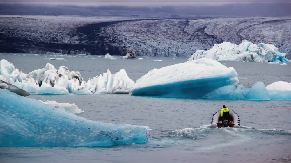 Antártida pierde casi 13 mil kilómetros cuadrados de hielo en 30 años