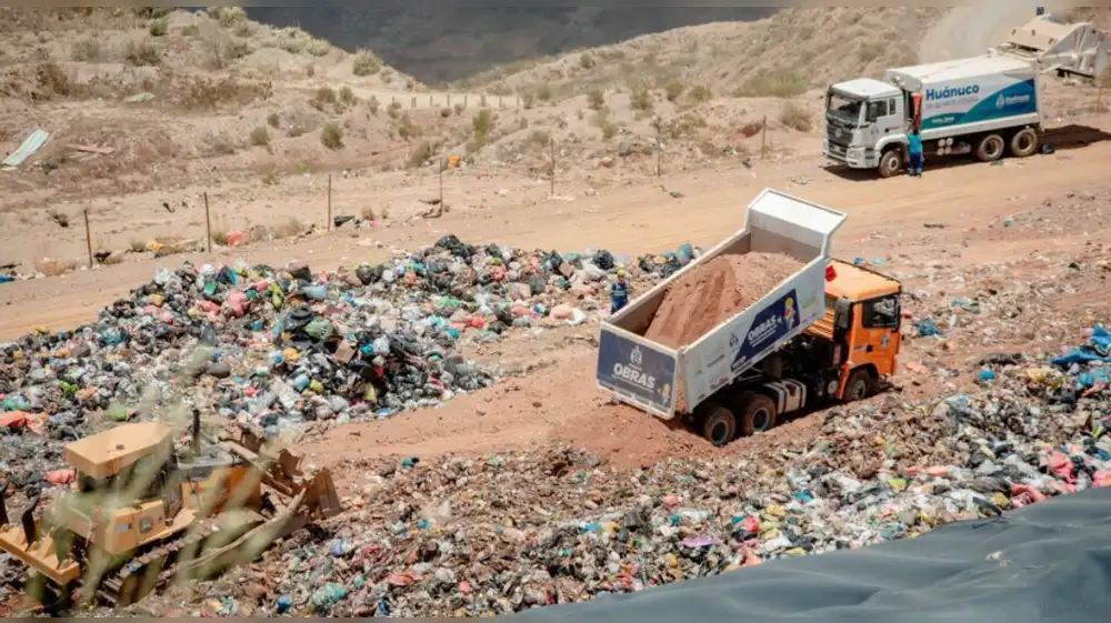Colapso del relleno sanitario de Huánuco desata protestas e intervención del OEFA