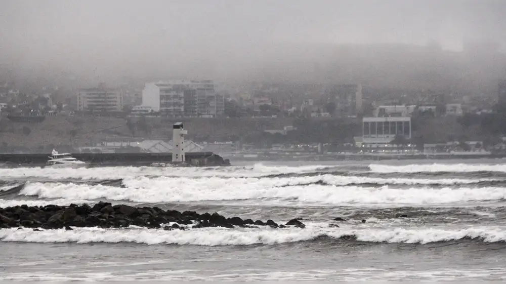Oleajes anómalos provocarán posibles maretazos en el litoral peruano