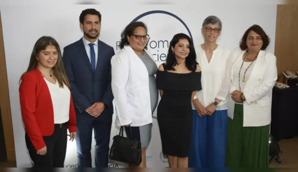 Dos científicas peruanas ganan el Premio "Por las Mujeres en la Ciencia” 2022 Dos científicas peruanas ganan el Premio "Por las Mujeres en la Ciencia” 2022