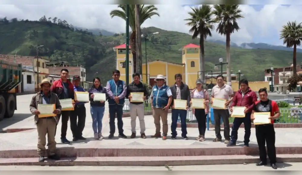 Antamina se compromete con la certificación técnica para el desarrollo de los productores del Valle Fortaleza Antamina se compromete con la certificación técnica para el desarrollo de los productores del Valle Fortaleza