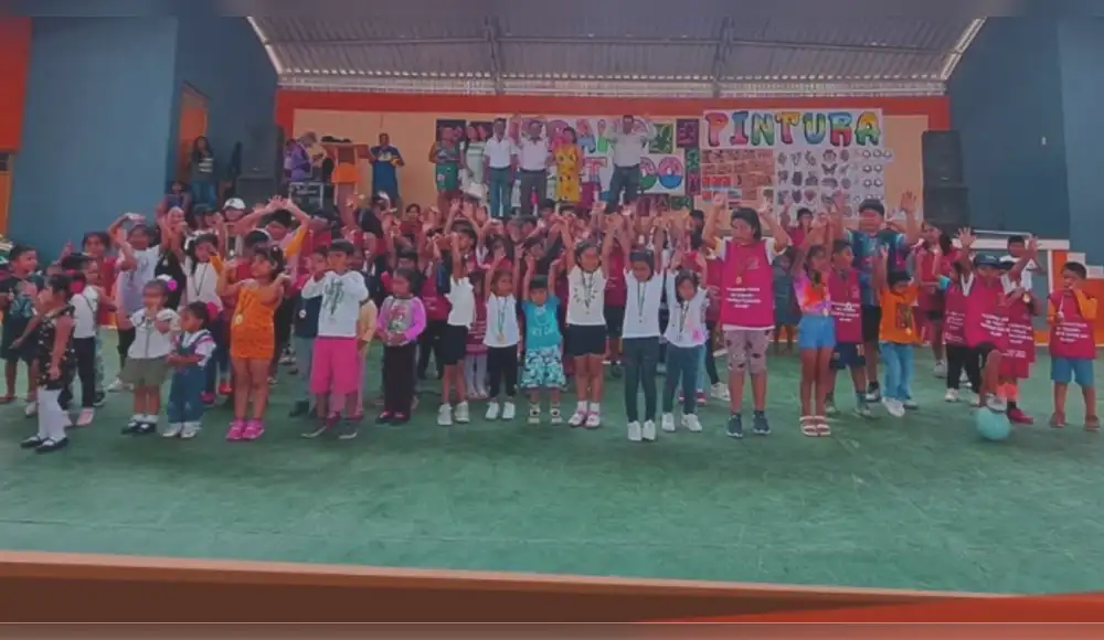 Escolares culminaron Vacaciones Útiles en Uraca, Huancarqui y Lluta