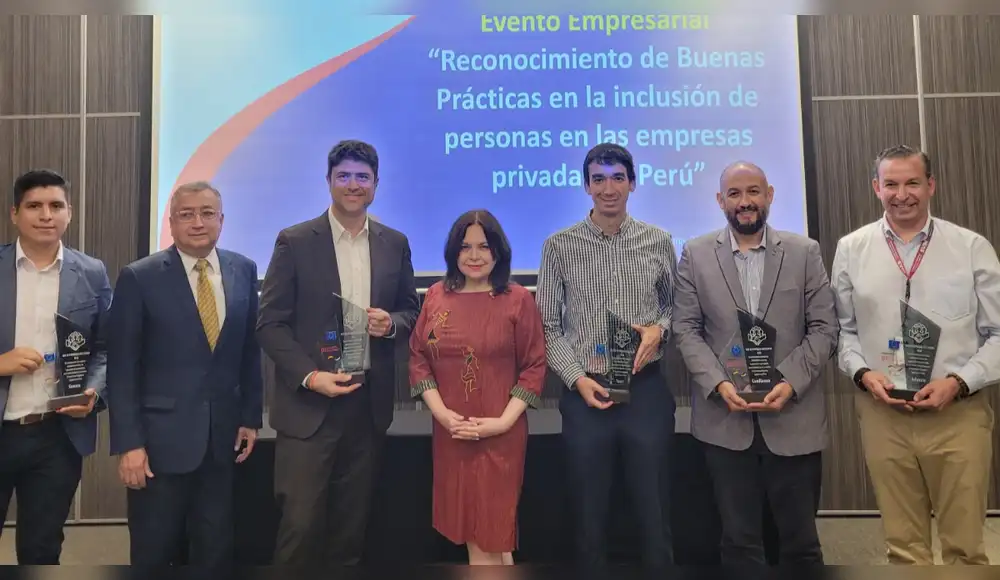 HIAS reconoce a pavco wavin por inclusión laboral a refugiados e inmigrantes HIAS reconoce a pavco wavin por inclusión laboral a refugiados e inmigrantes