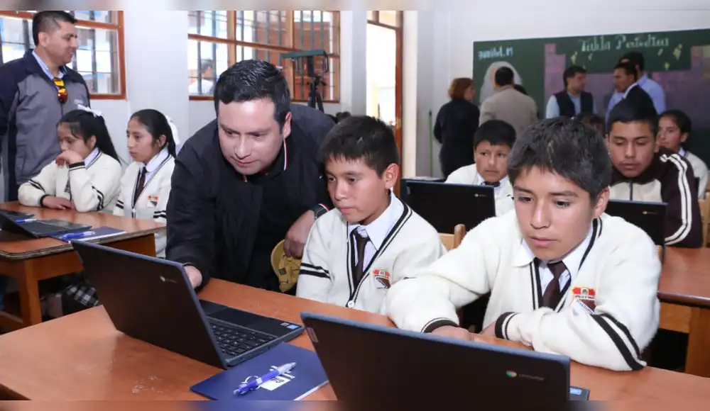 San Marcos: Proyecto de Tecnologías de la Información de Antamina entrega laptops a todos los escolares del distrito San Marcos: Proyecto de Tecnologías de la Información de Antamina entrega laptops a todos los escolares del distrito
