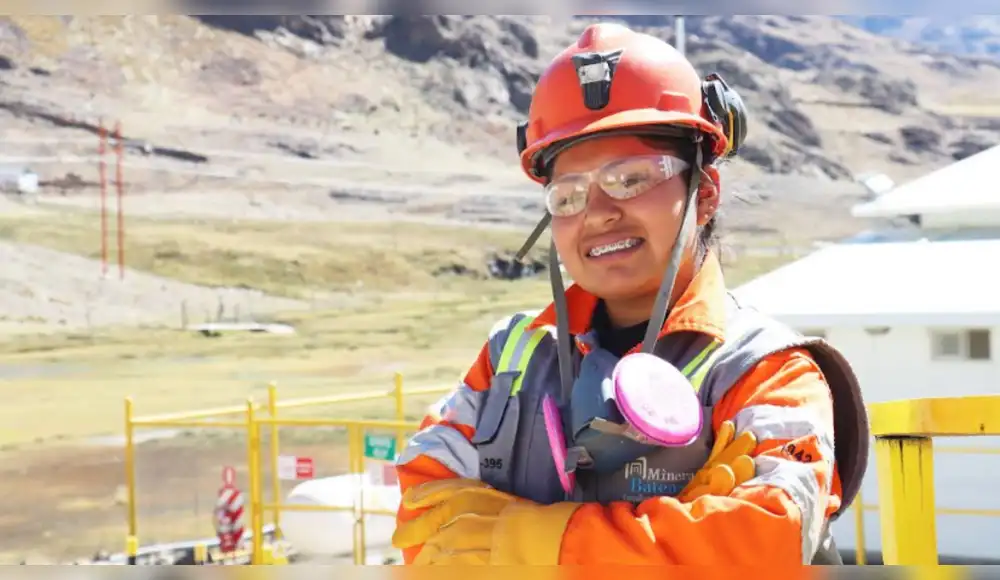 Mujeres en Minería: Conoce la historia de Kimberly Callocsa Mujeres en Minería: Conoce la historia de Kimberly Callocsa