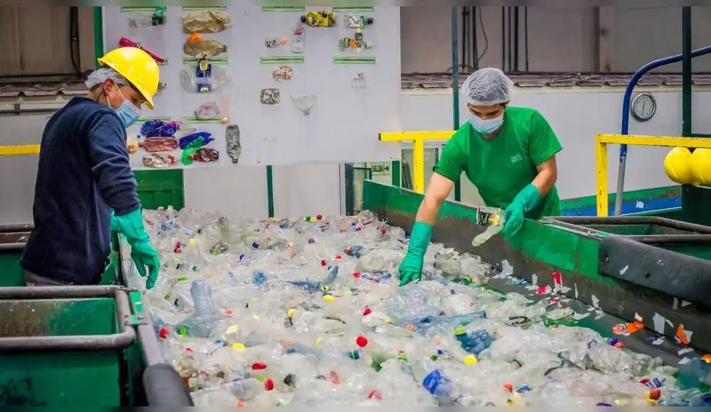 Reciclaje beneficia a 15 millones de peruanos Reciclaje beneficia a 15 millones de peruanos