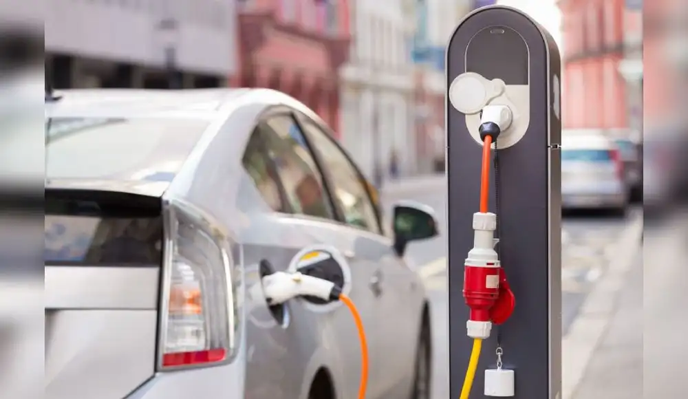 Perú sigue el ejemplo de Chile en electromovilidad Perú sigue el ejemplo de Chile en electromovilidad