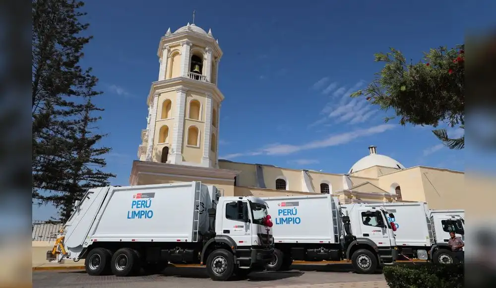 Chiclayo recibe vehículos para fortalecer gestión de residuos sólidos Chiclayo recibe vehículos para fortalecer gestión de residuos sólidos