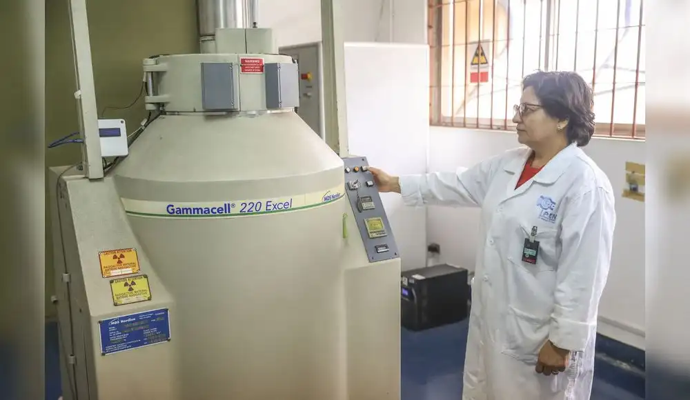 Científicos utilizan energía nuclear para alargar vida de alimentos Científicos utilizan energía nuclear para alargar vida de alimentos