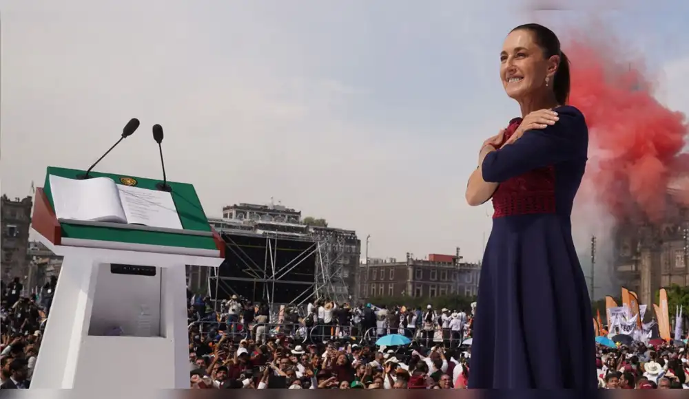 Presidenta de México es elegida Persona del Año por PETA Latino