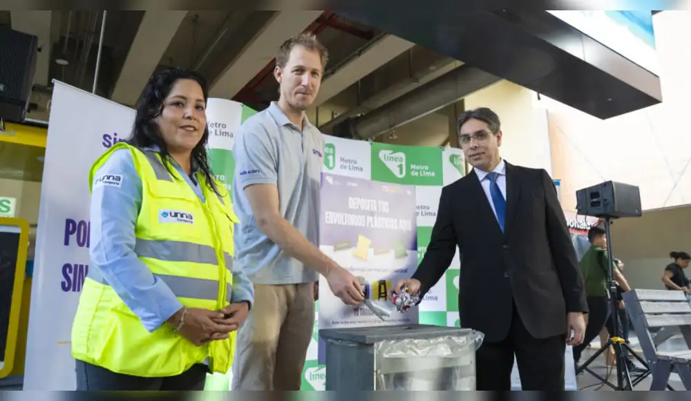 Abren espacios de recolección de plásticos en la Línea 1 del Metro