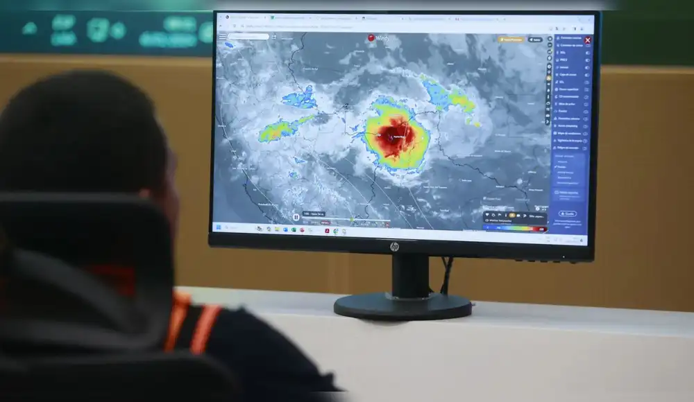 Perú lanza alerta por inicio de fenómeno El Niño costero Perú lanza alerta por inicio de fenómeno El Niño costero