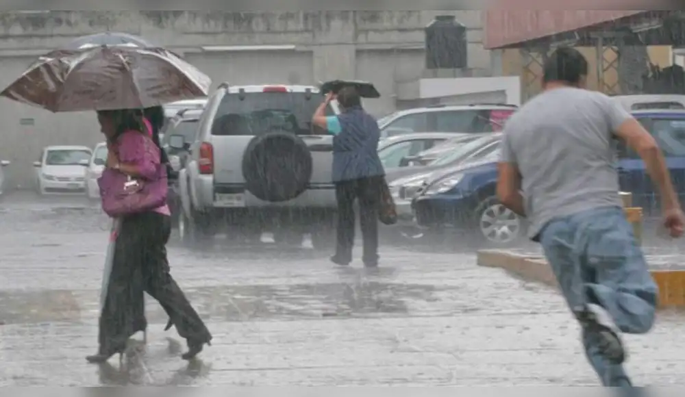 Costa peruana seguirá afectadas por lluvias hasta el 23 de febrero Costa peruana seguirá afectadas por lluvias hasta el 23 de febrero