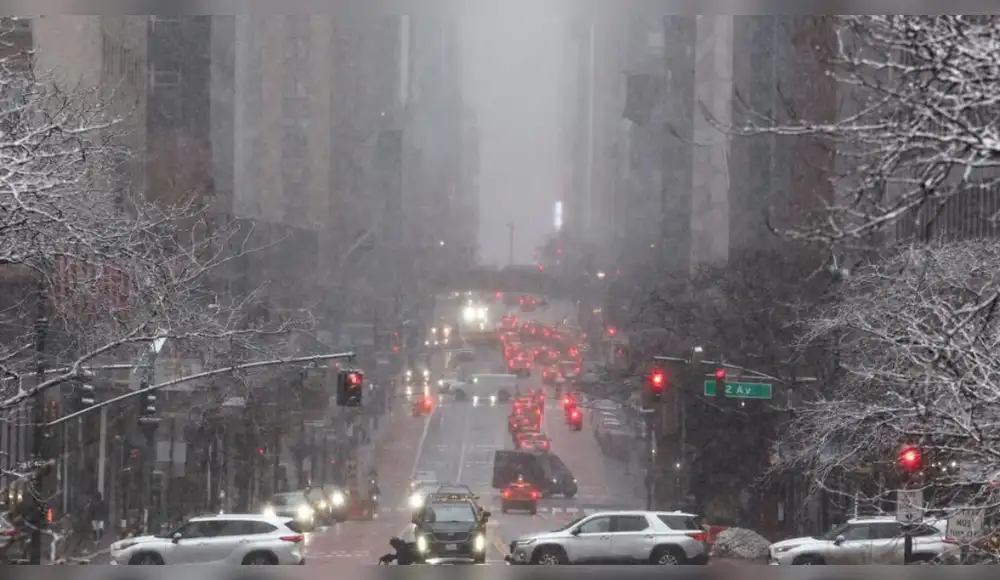 EE.UU.: Impone toque de queda en Nueva York por tormenta EE.UU.: Impone toque de queda en Nueva York por tormenta