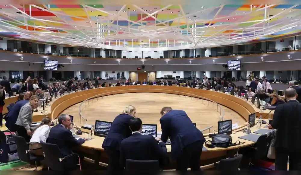 UE aprueba rebajar requisitos de sostenibilidad a grandes empresas UE aprueba rebajar requisitos de sostenibilidad a grandes empresas
