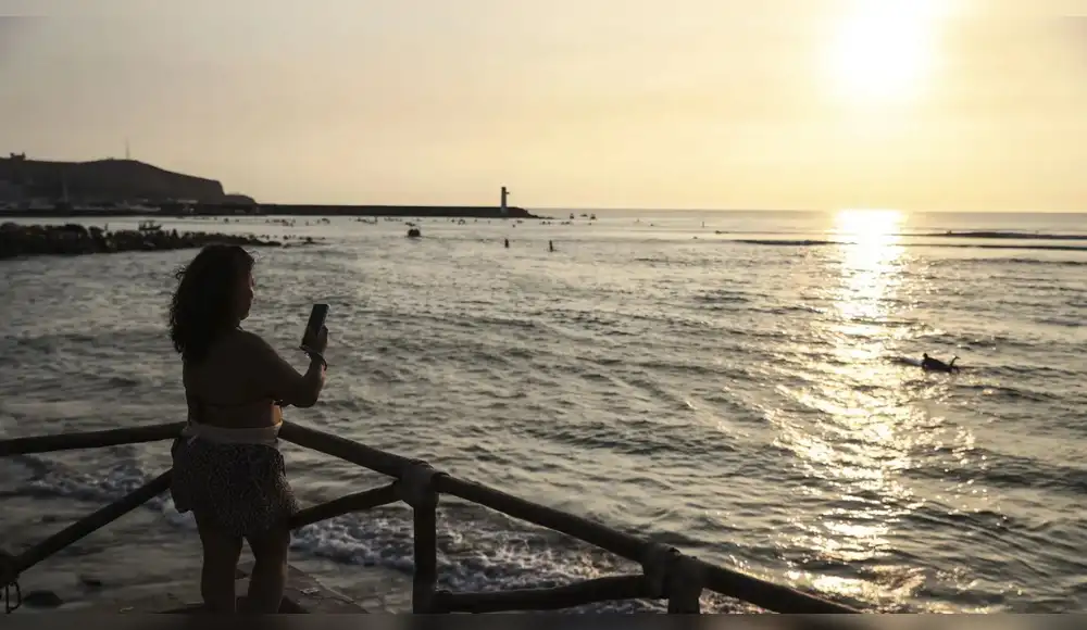 El Niño costero: Onda Kelvin fría podría atenuar calentamiento del mar El Niño costero: Onda Kelvin fría podría atenuar calentamiento del mar