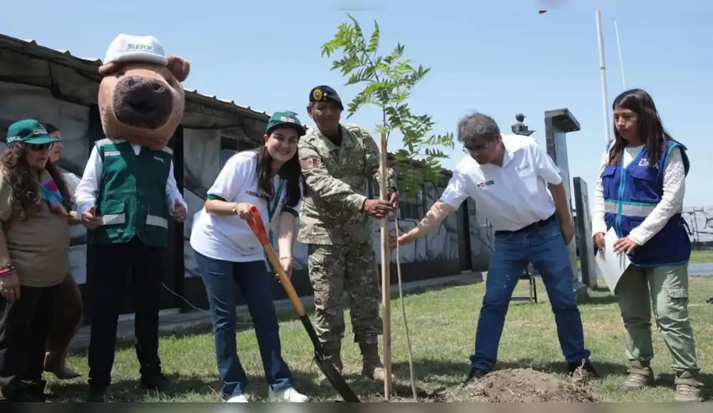 Cuartel del Ejército Peruano es arborizado con 700 plantones Cuartel del Ejército Peruano es arborizado con 700 plantones