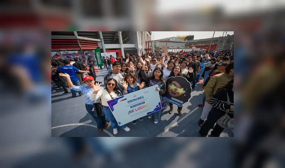 Jóvenes lograron una vacante para Beca 18.