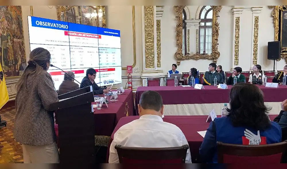 Con el concurso se busca concienciar a los estudiantes sobre los peligros de internet. Con el concurso se busca concienciar a los estudiantes sobre los peligros de internet.