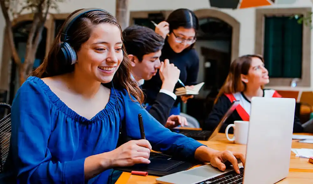 La educación universitaria es una inversión en tu futuro. Foto: difusión Como elegir la universidad para estudiar