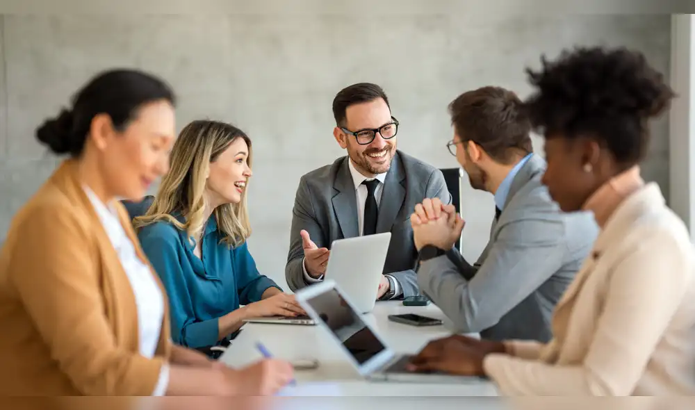 ¿Cómo hacer networking? 4 Consejos para jóvenes profesionales
