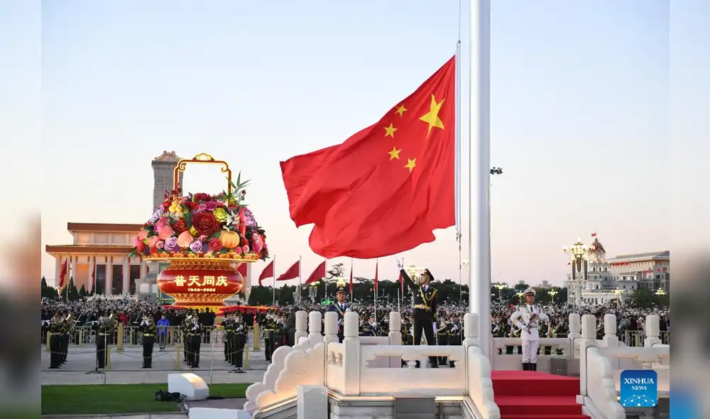 Fiesta nacional: China celebra 76 años como República Popular Fiesta nacional: China celebra 76 años como República Popular
