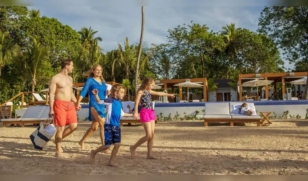 La naturaleza tiene un efecto positivo en nuestra salud física y emocional. casa campo