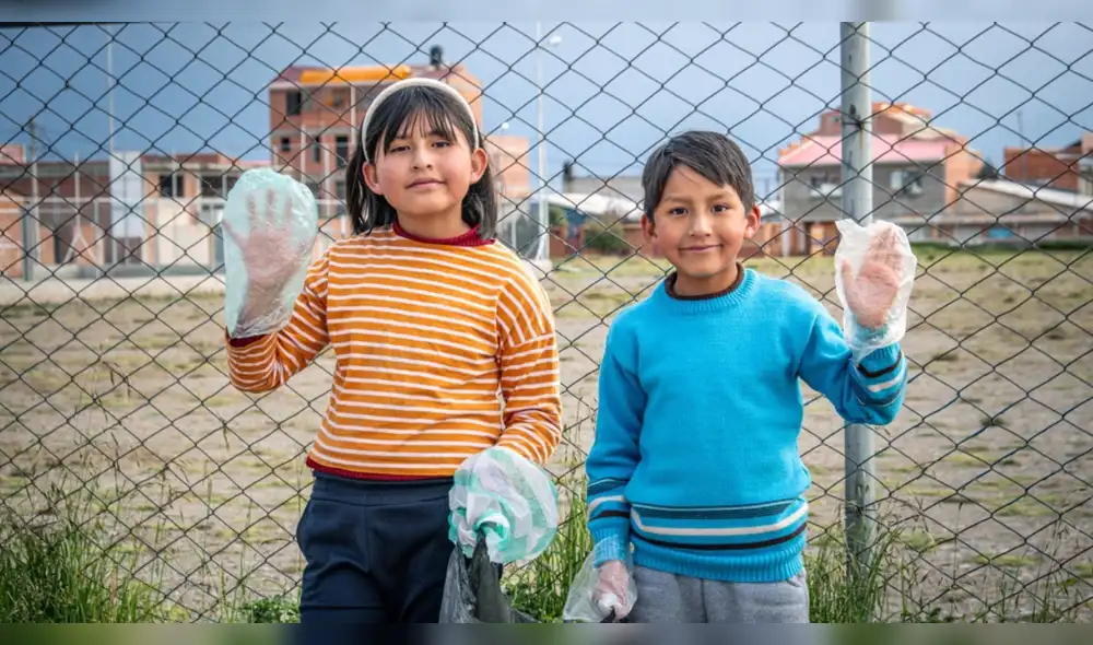 La pobreza y la falta de acceso a la educación son desafíos persistentes en Perú. Fuente: Shutterstock.