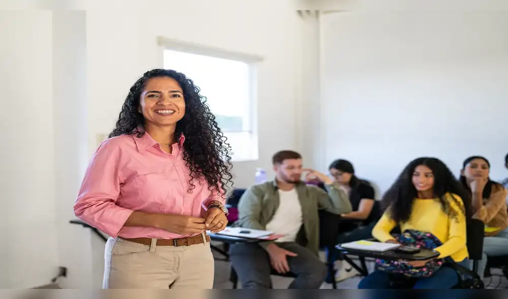 Los estudiantes pueden desarrollar esta competencia al asumir roles de responsabilidad. DOCTORADO