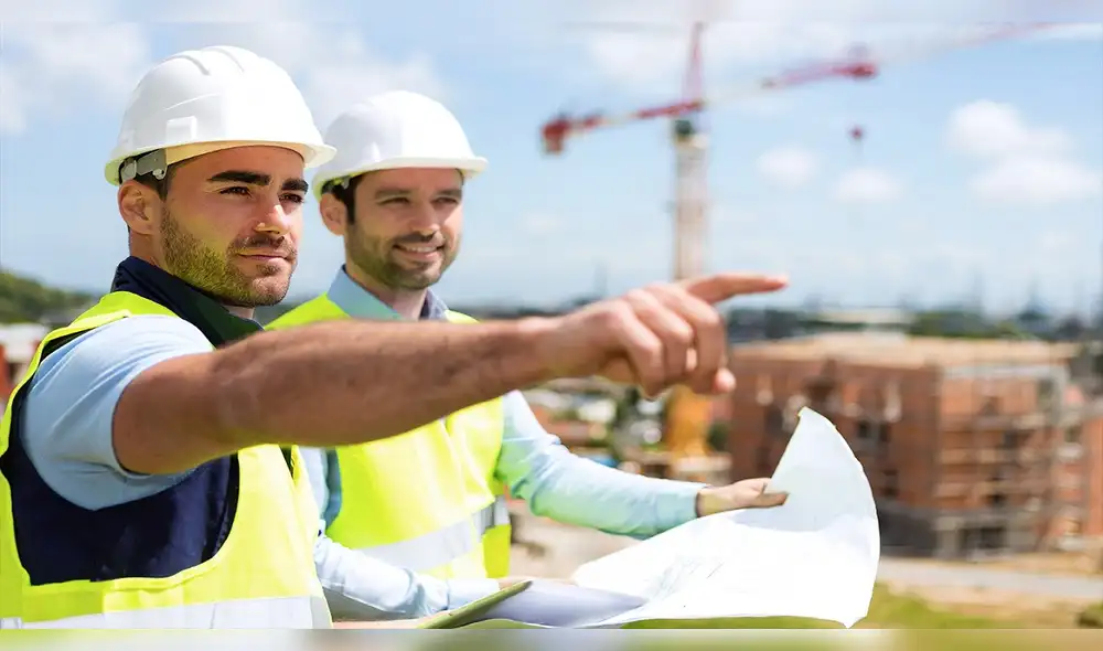La demanda de ingenieros civiles en Perú se espera que continúe en aumento, impulsada por el crecimiento de la infraestructura . INGENIERO CIVIL