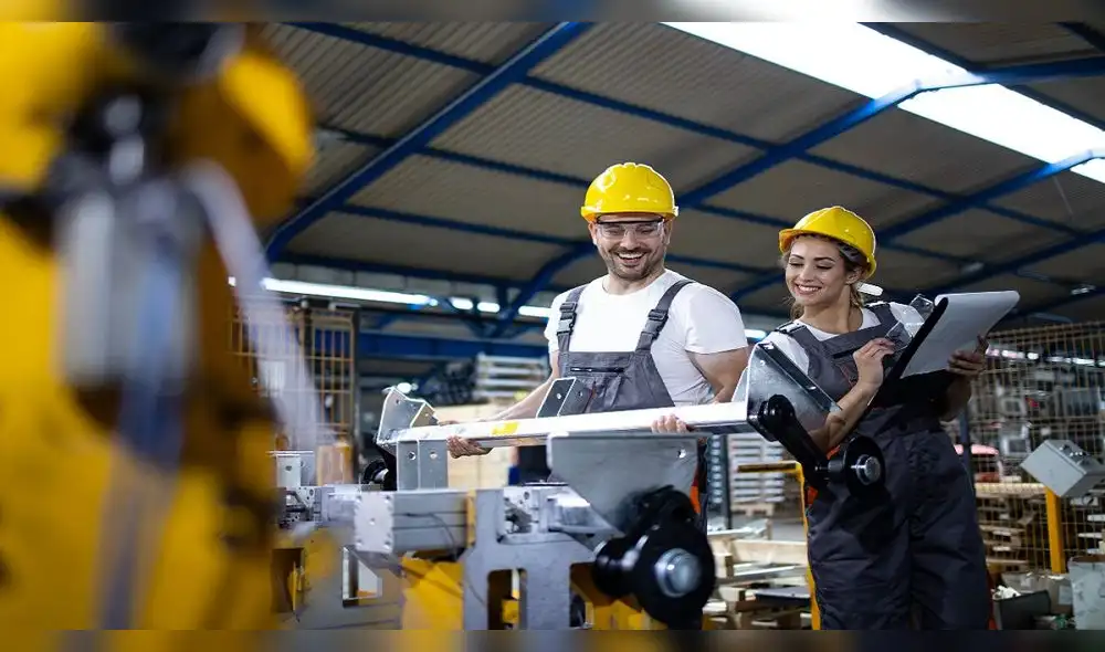 Las perspectivas laborales para los ingenieros industriales en Perú son prometedoras. INDUSTRIAL
