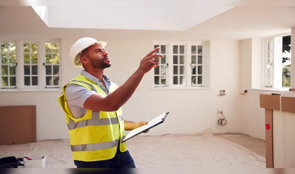 El primer paso para evaluar la calidad de una obra es realizar una inspección visual del interior de la vivienda. vivienda