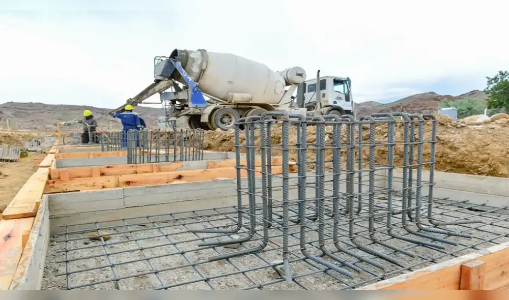 La urbanización y el desarrollo de nuevas infraestructuras, como centros comerciales y oficinas, pueden transformar radicalmente el valor de una zona. construccion casa